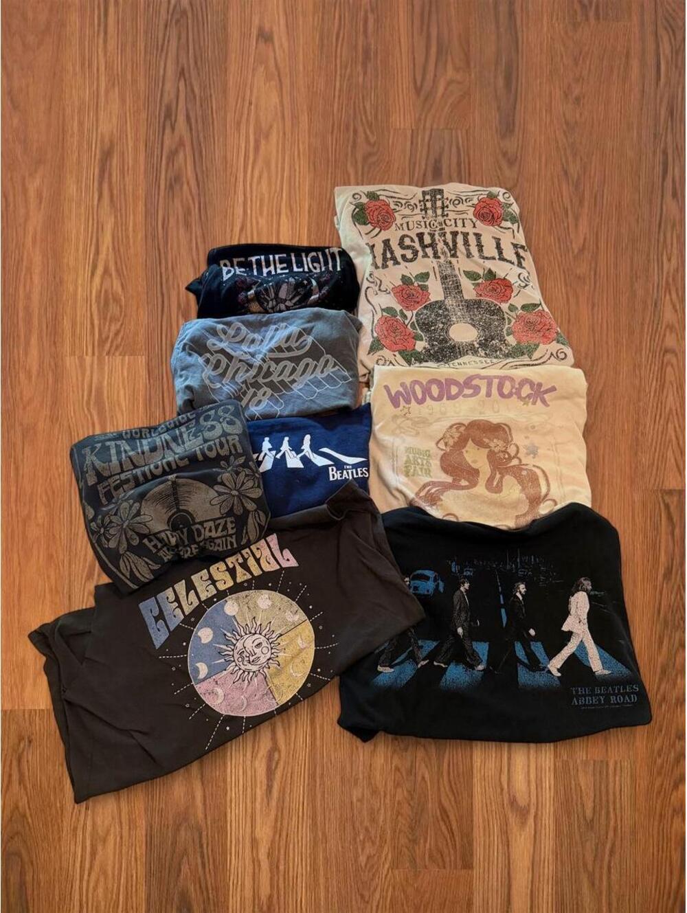 8 Womens Band Tees Lot Small Beatles Woodstock Lollapalooza Graphic T Shirts S